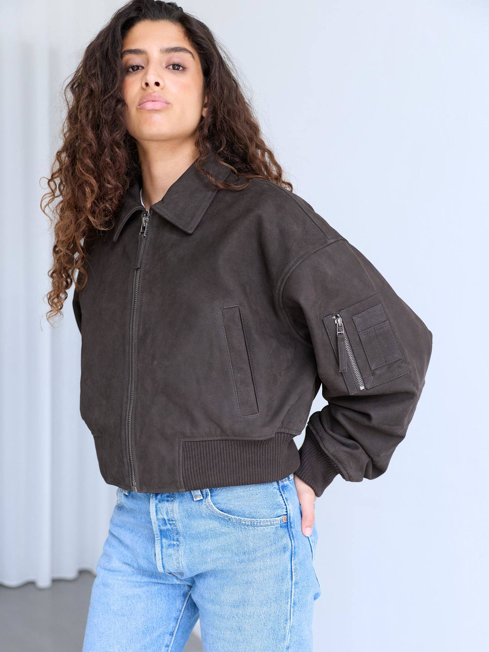 BONNIE BOMBER - BROWN NUBUCK