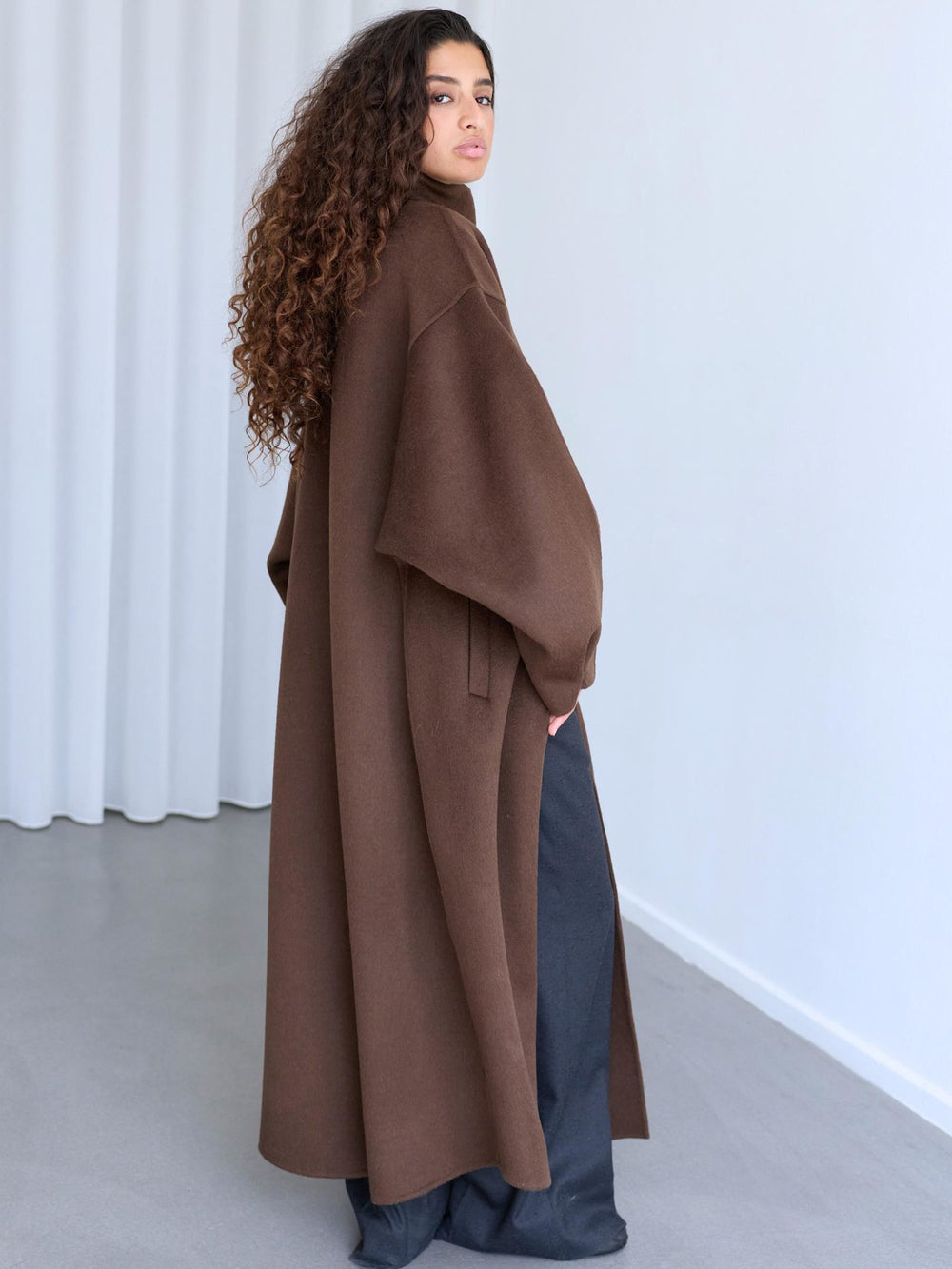 SOLAN WOOL COAT - BROWN