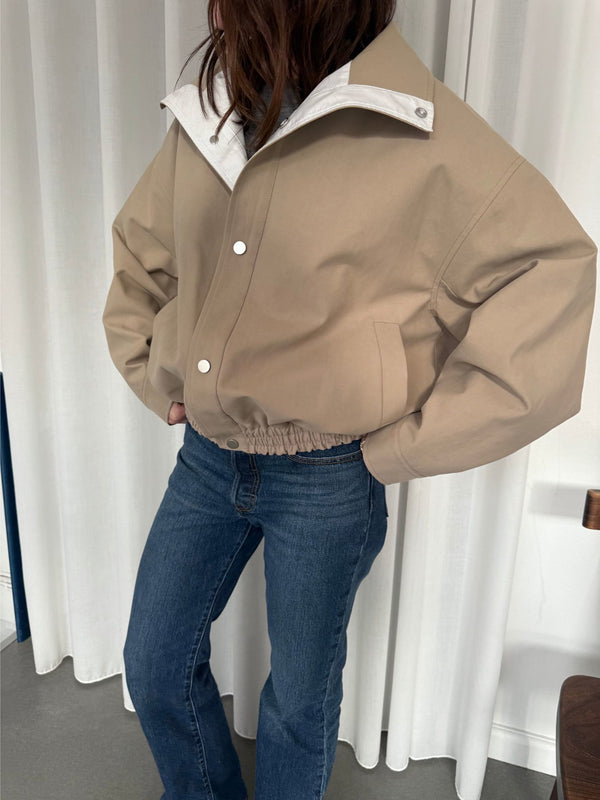 EZREN BOMBER JACKET - BEIGE