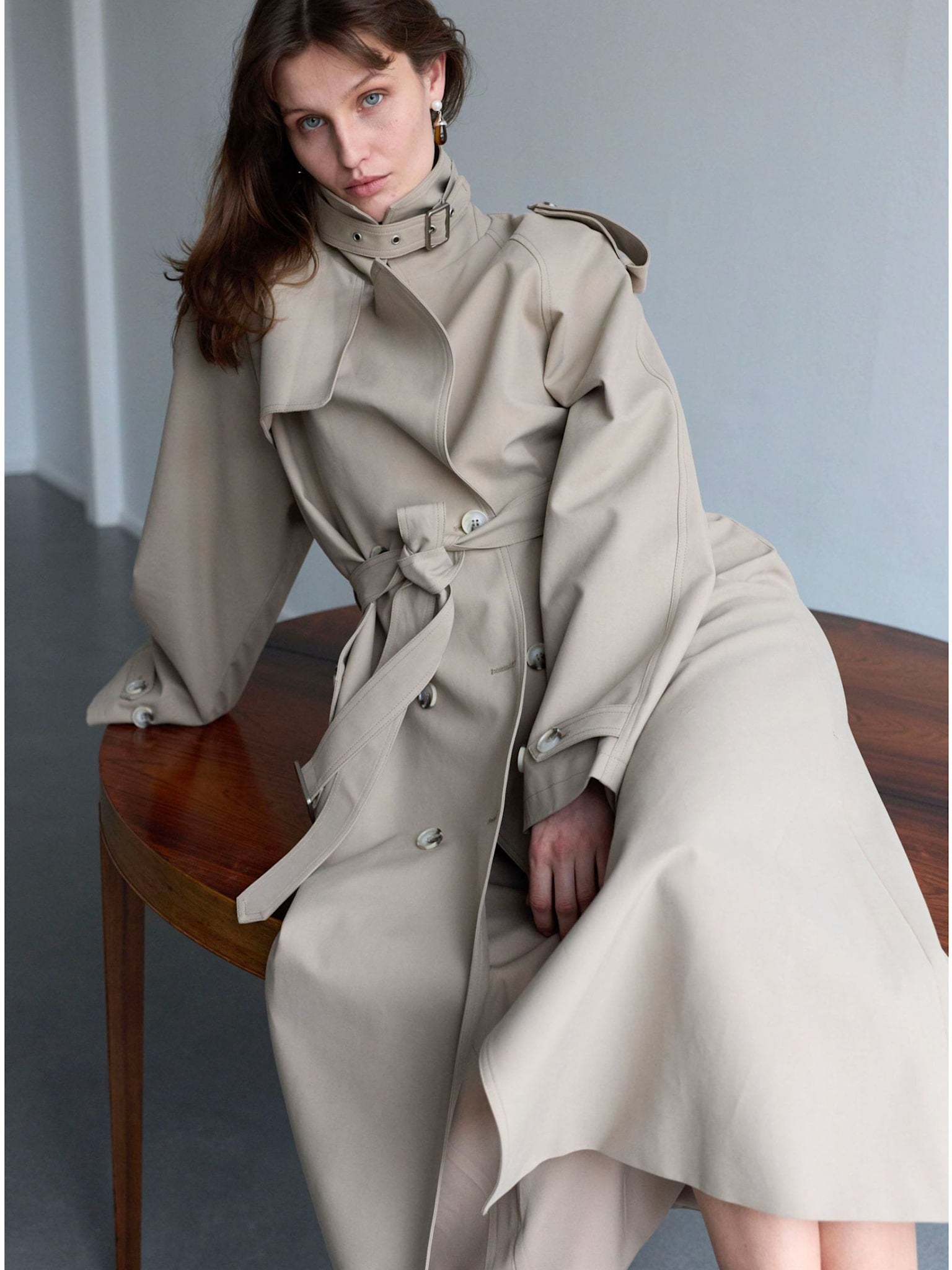 HEATHER TRENCH COAT - BEIGE