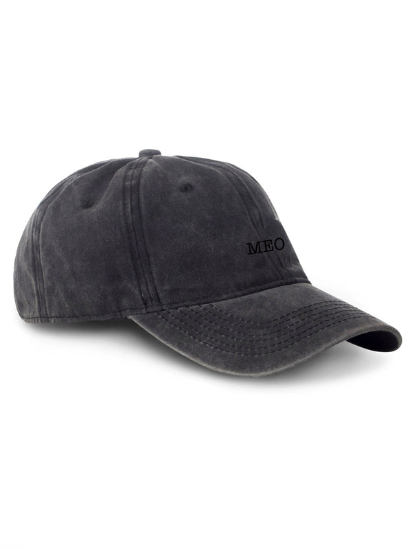 Stylish black cap featuring a classic design and subtle MEOTINE logo, perfect for casual outings and everyday wear.