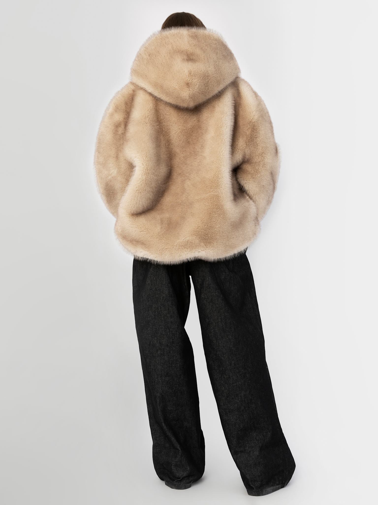 ジャケット・アウター THE BARNNET sami eco-fur jacket - beige THE BARNNET sami eco-fur jacket - beige