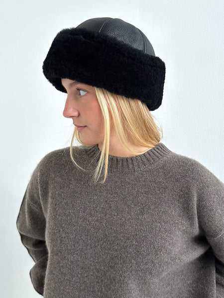 Aston 100% Shearling Woman’s Hat Black/Grey. Size Medium. Ladies Sheepskin & Leather Russian Miliatry Hat in Black  main image 2