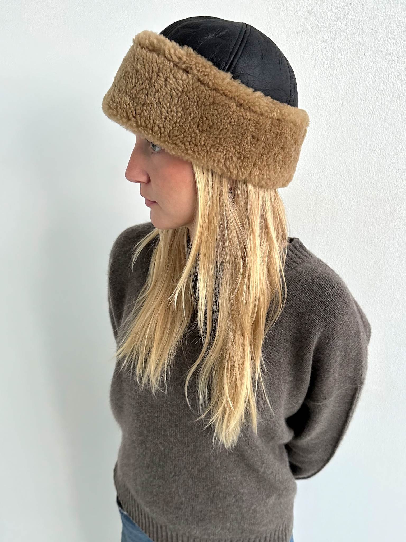 帽子 Bally Shearling Hat Camel Bally Shearling Hat Camel